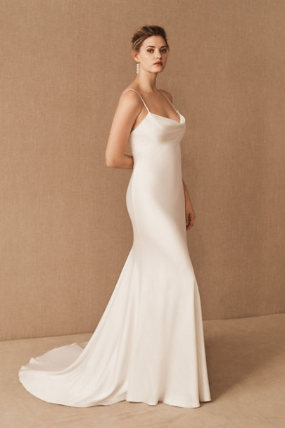 Créditos: BHLDN, Jenny by Jenny Yoo Sutton Gown