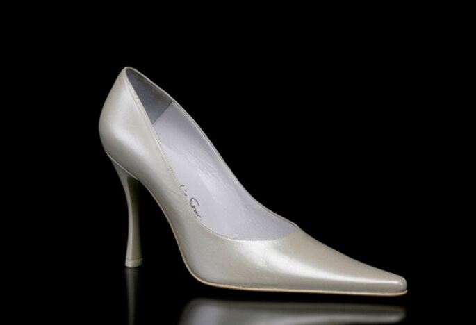 Zapato de novia modelo Alice by Francesco. Tacón de 9,5 cm.