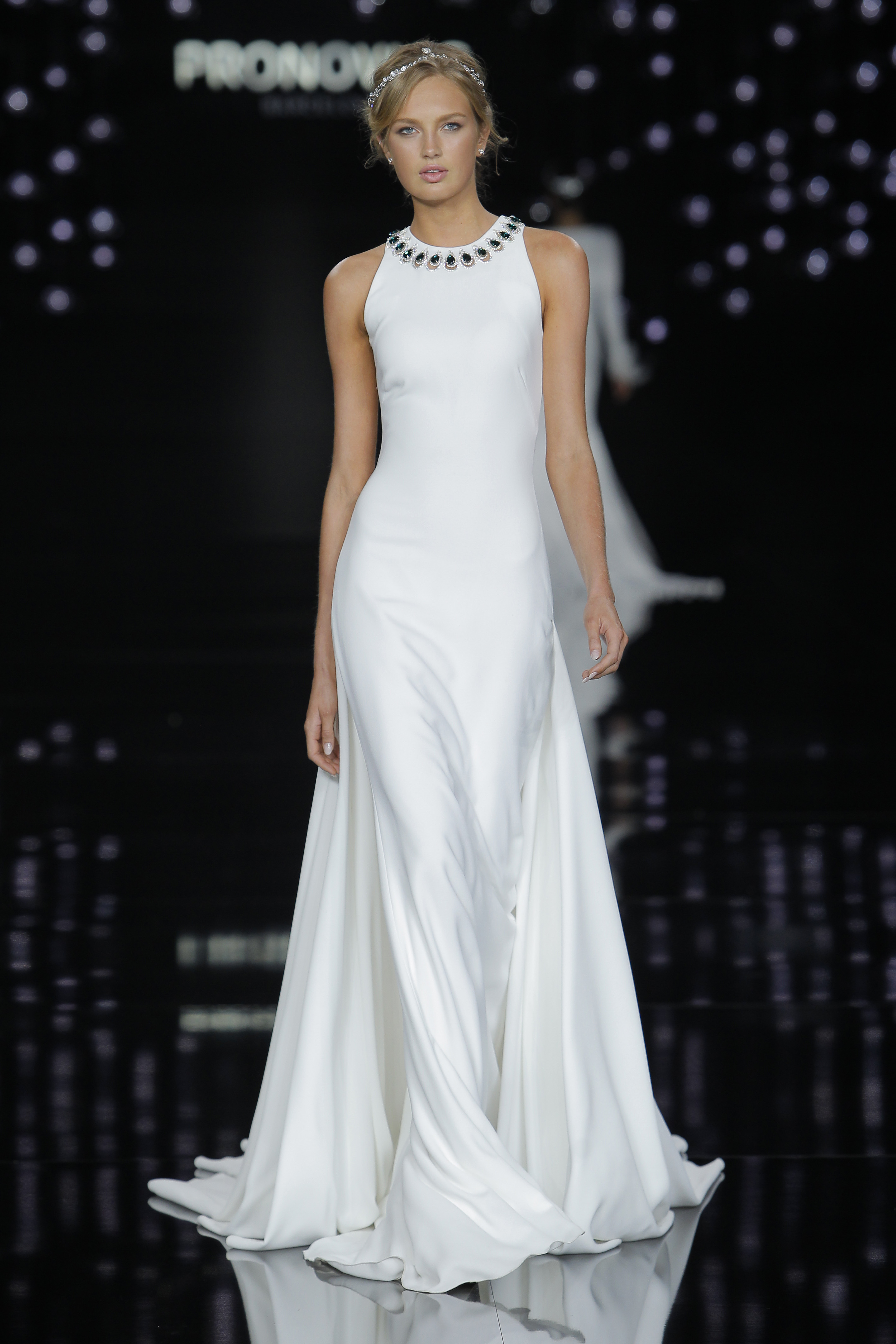 Credits: Barcelona Bridal Fashion Week
<a href="http://zankyou.9nl.de/n3ig" target="_blank"> Faça a sua marcação para experimentar este vestido! </a>