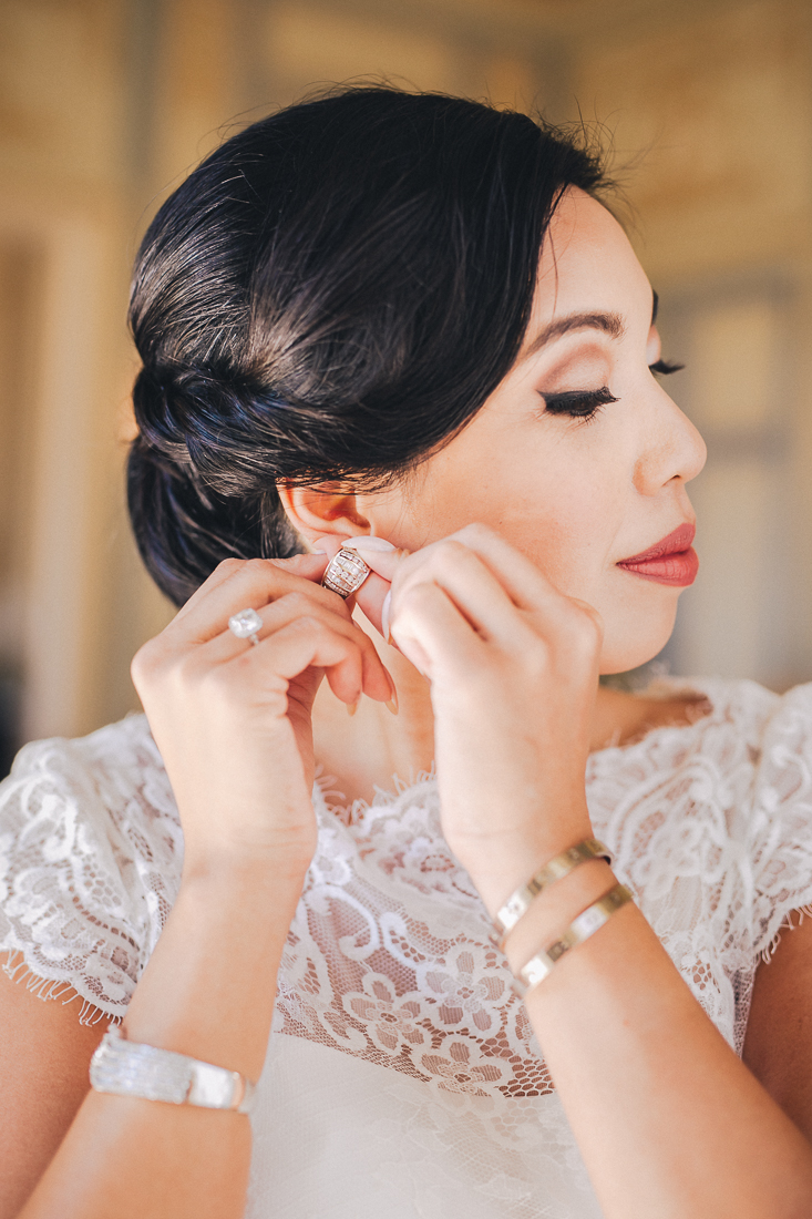 Penteados e maquilhagem de noiva para um casamento clássico