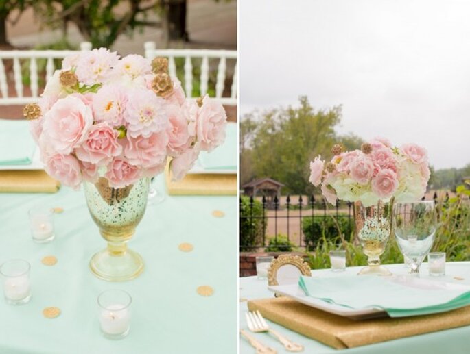Romántica decoración de boda en colores menta, rosa y dorado - Foto Twila's Photography