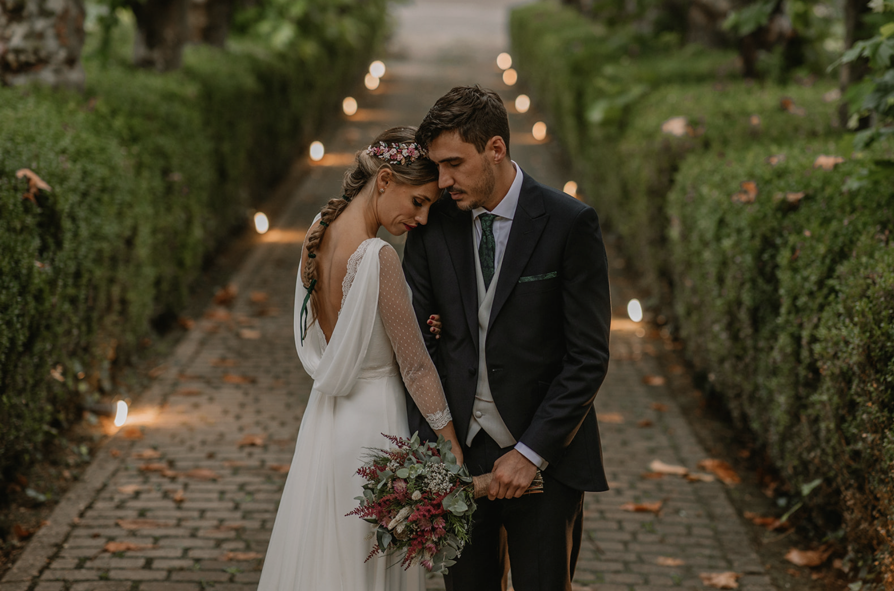 Alba & Raúl: a spanish romance in full bloom!