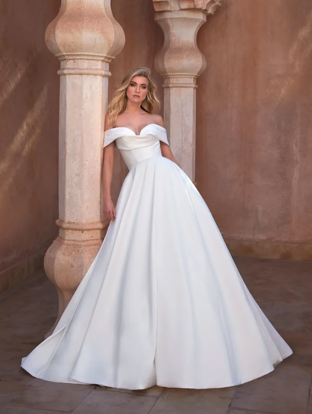 Pronovias