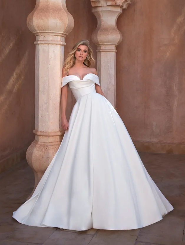 Pronovias 