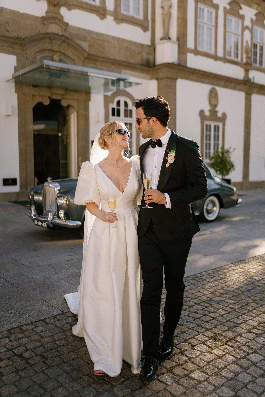 028-arte-magna-analog-35mm-editorial-wedding-photographer-portugal.jpg