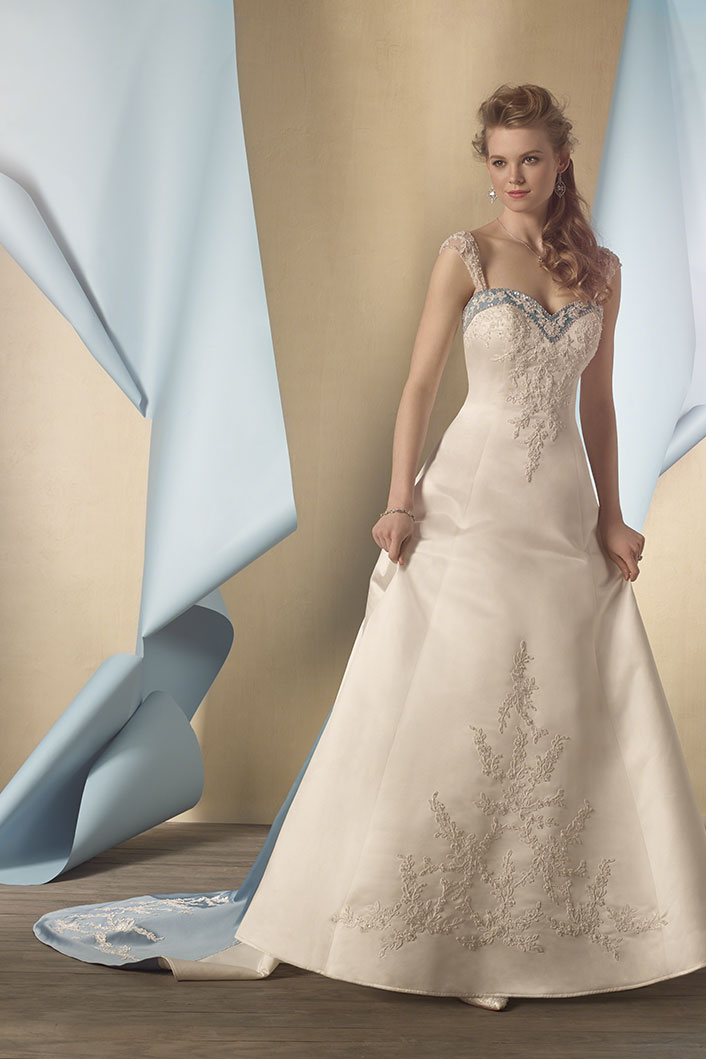 Alfred Angelo Collection 2447