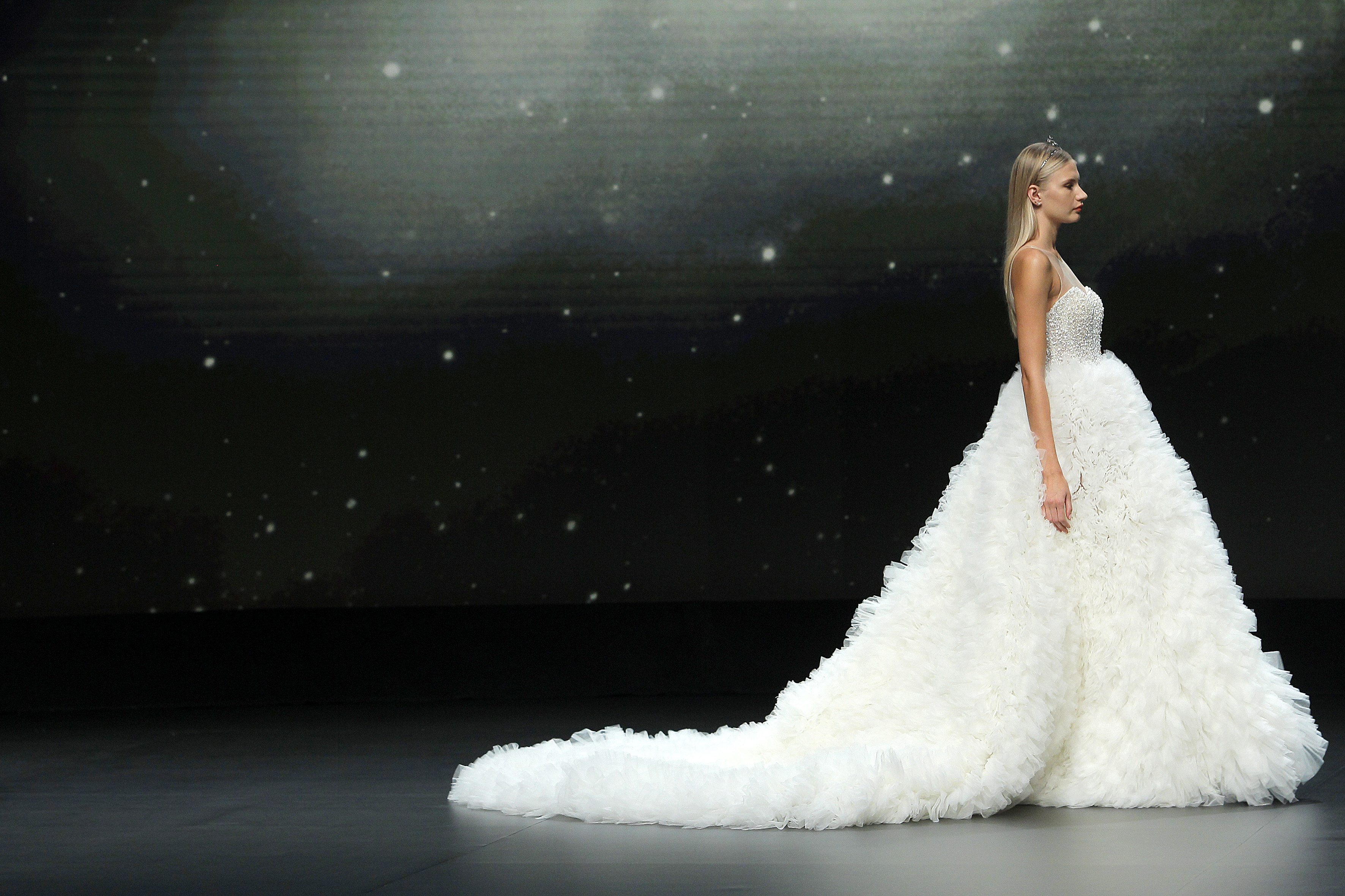 Demetrios 2021 | Créditos: Valmont Barcelona Bridal Week 2020