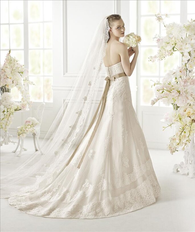 <a href="https://www.zankyou.pt/f/vestidus-3096"> Foto: Vestidus </a>