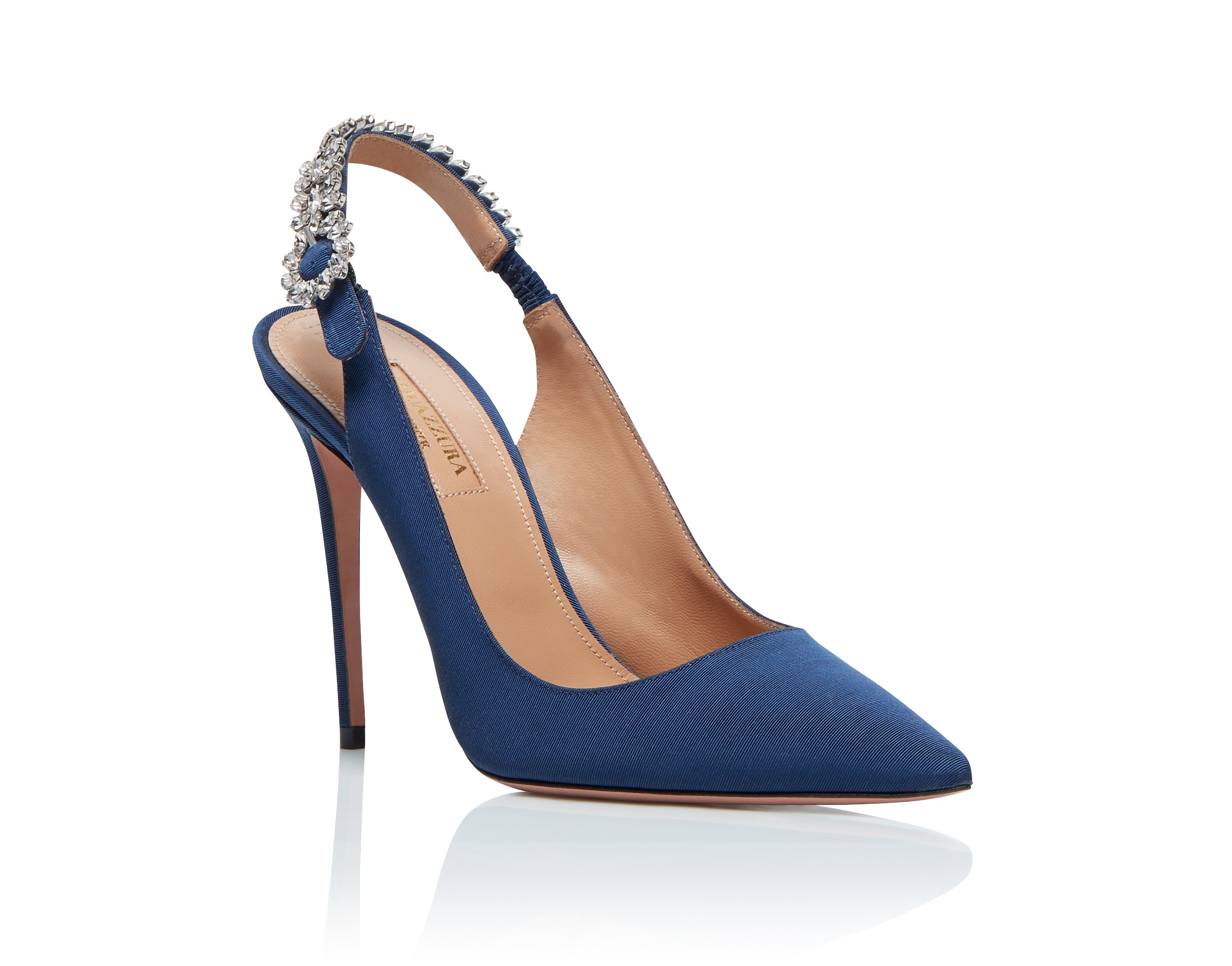 Créditos: Portrait Of Lady Sling 105, Aquazzura