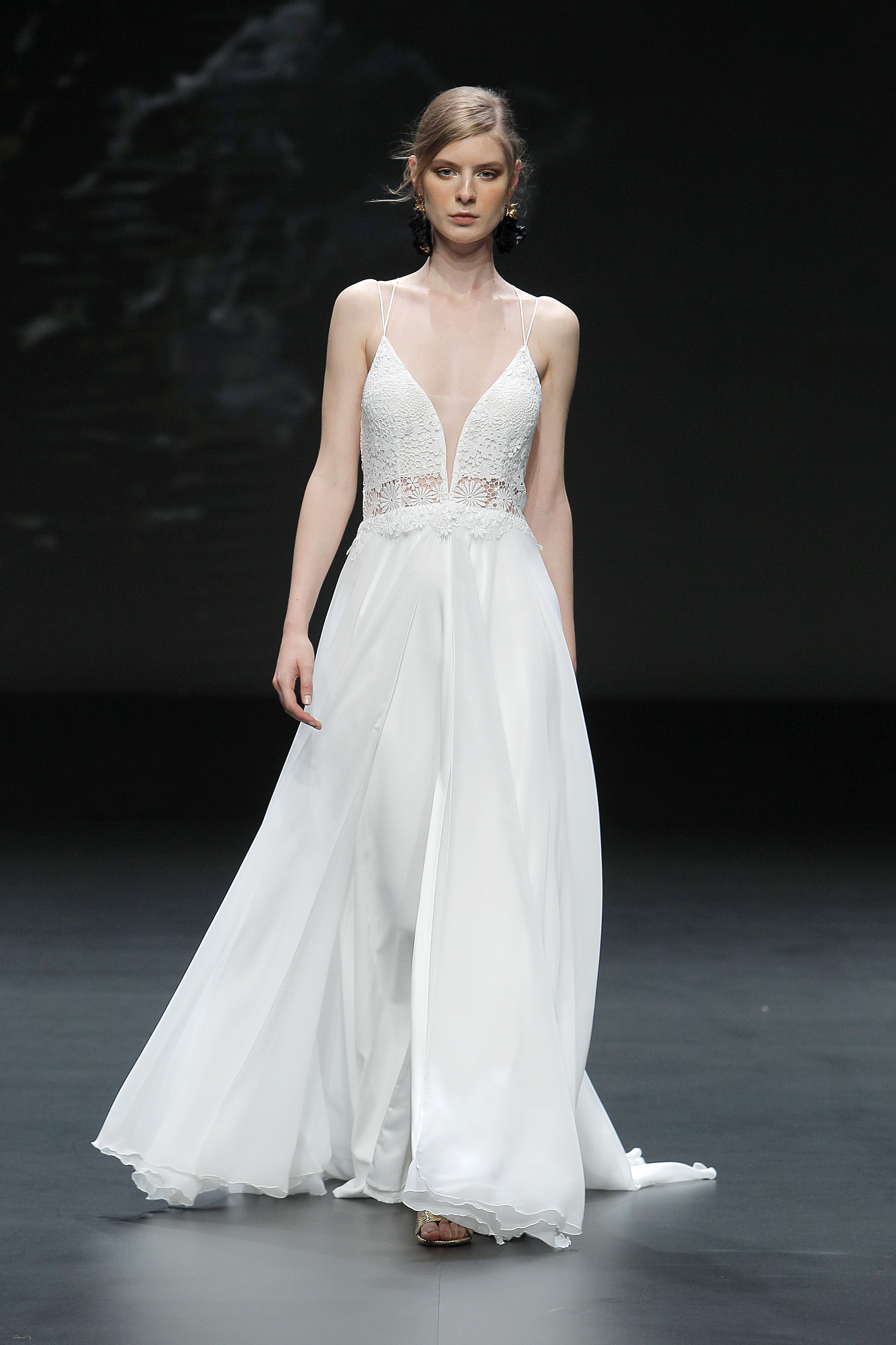 Rembo Styling 2021 | Créditos: Valmont Barcelona Bridal Fashion Week 2020