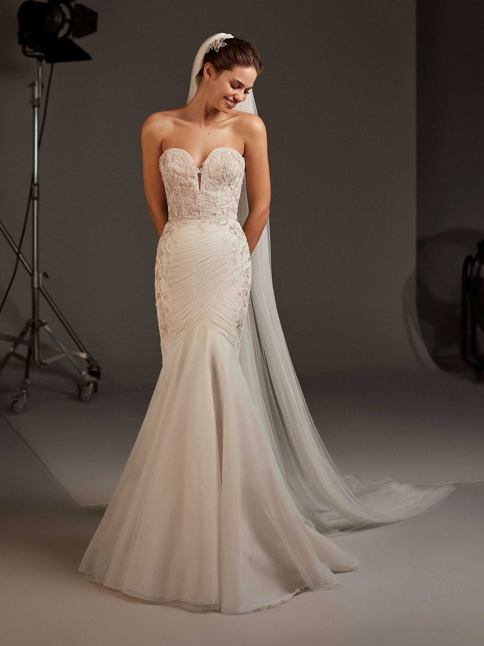 Halo, Cruise Collection Pronovias 2020