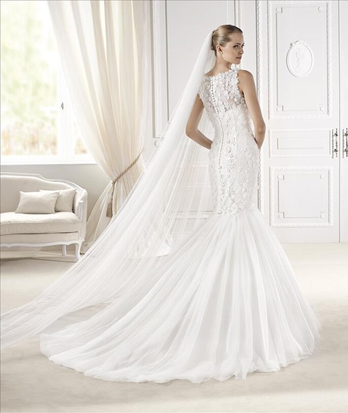 <a href="http://zankyou.9nl.de/hs1v"> Solicite a sua marcação através do formulário de contacto. Foto: via Vestidus Atelier </a>>