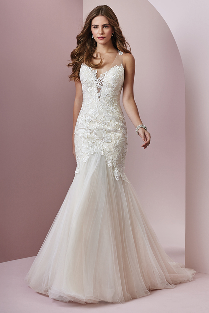 <a href="https://www.maggiesottero.com/rebecca-ingram/mary/11599" target="_blank">Rebecca Ingram</a>