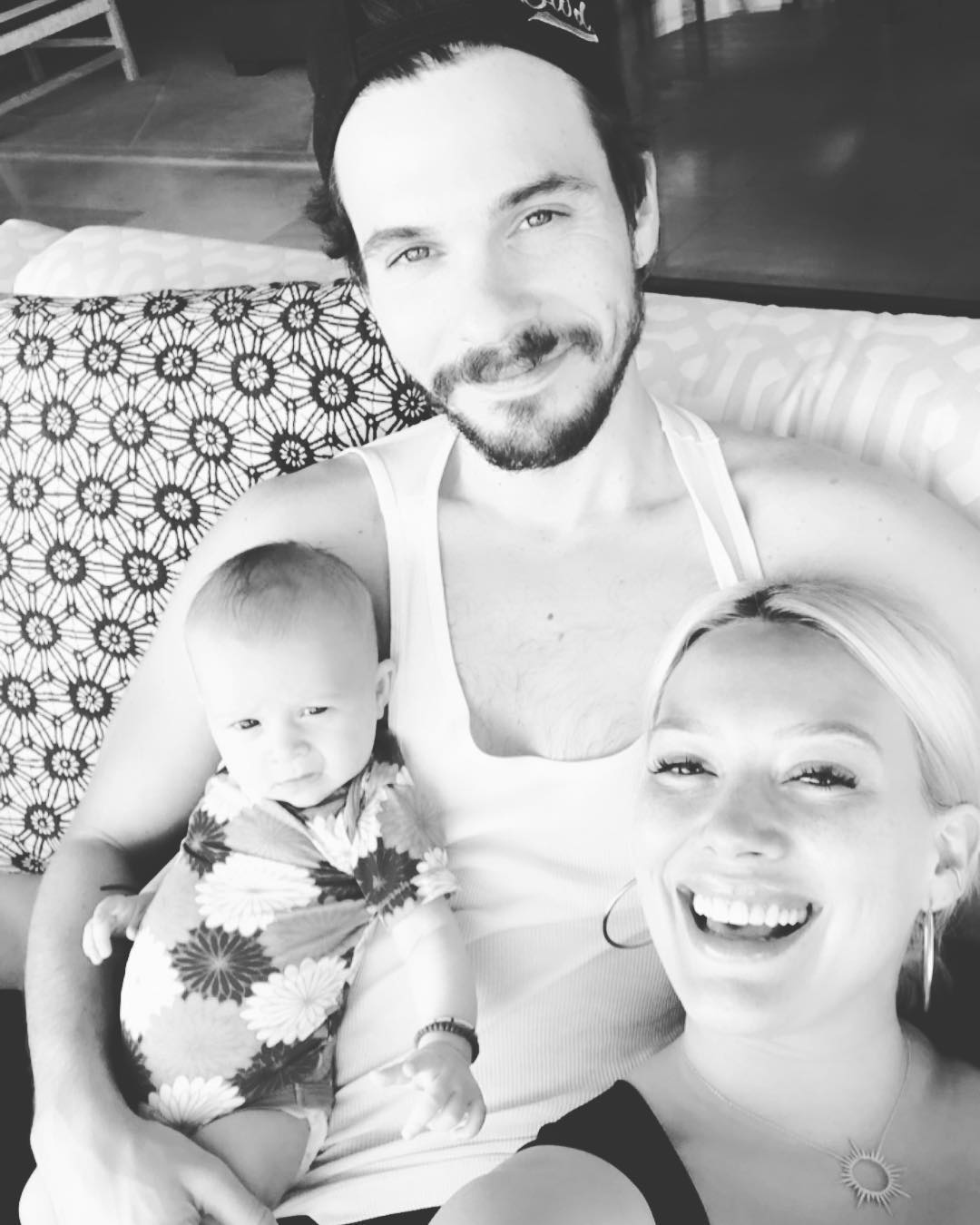 A menina chama-se Banks Violet Bair e é fruto do seu relacionamento com Matthew Koma. | Foto via Instagram @hilaryduff