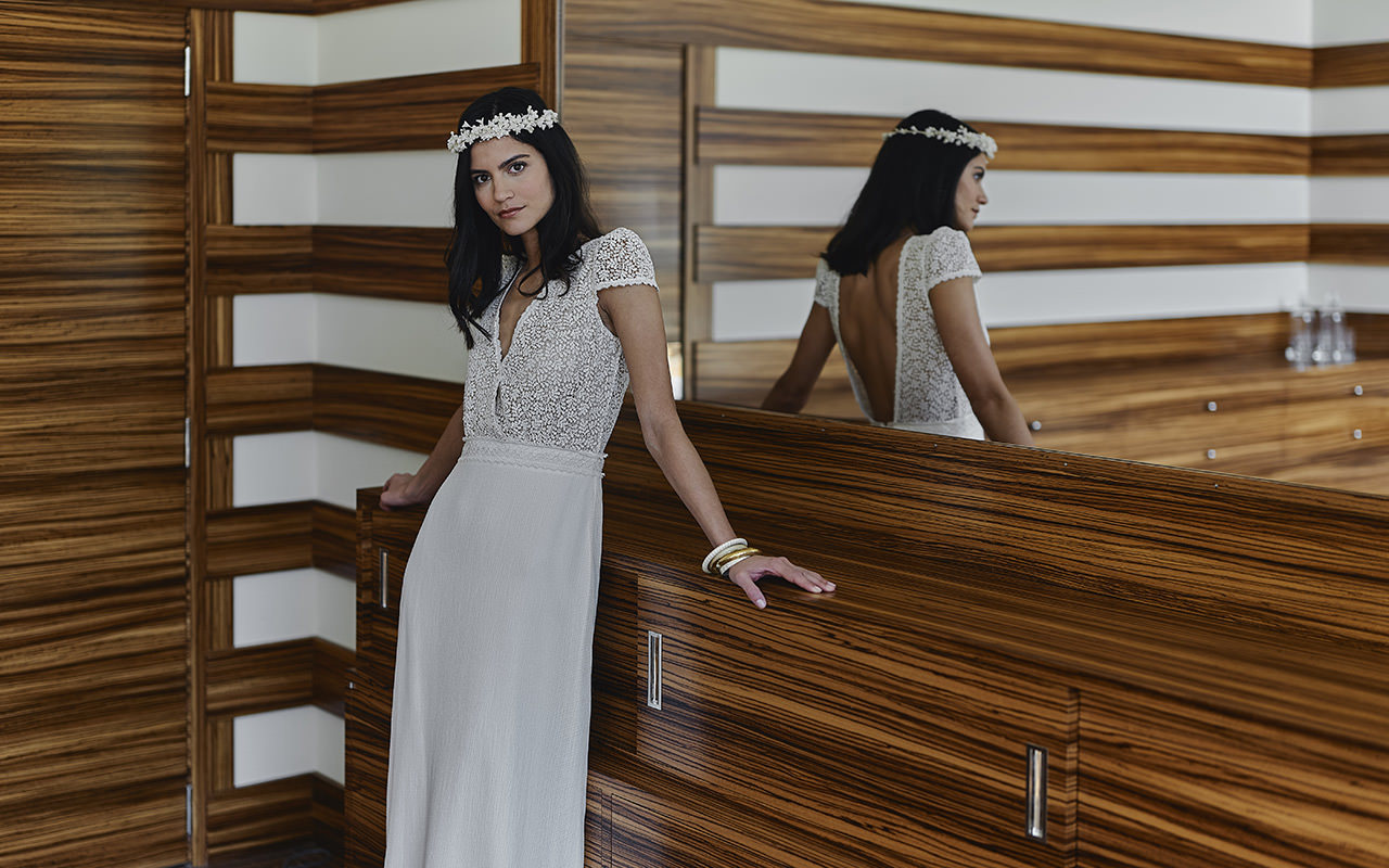 Robe Foster & couronne Mimoki. Créditos: Laure de Sagazan