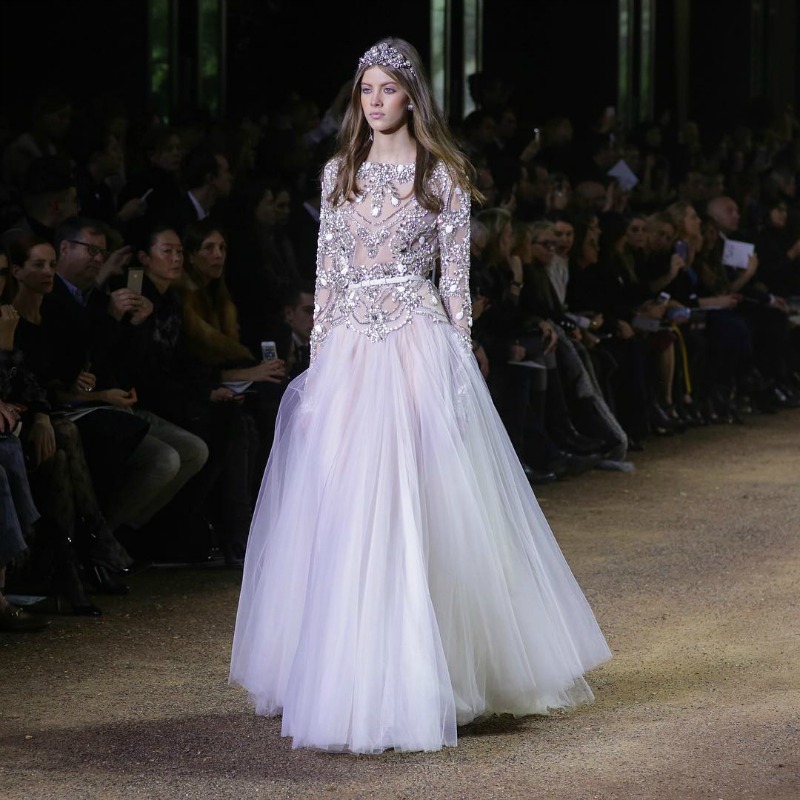 Noivas Alta Costura: 27 vestidos de sonho que abrilhantaram a Semana da Moda de Paris