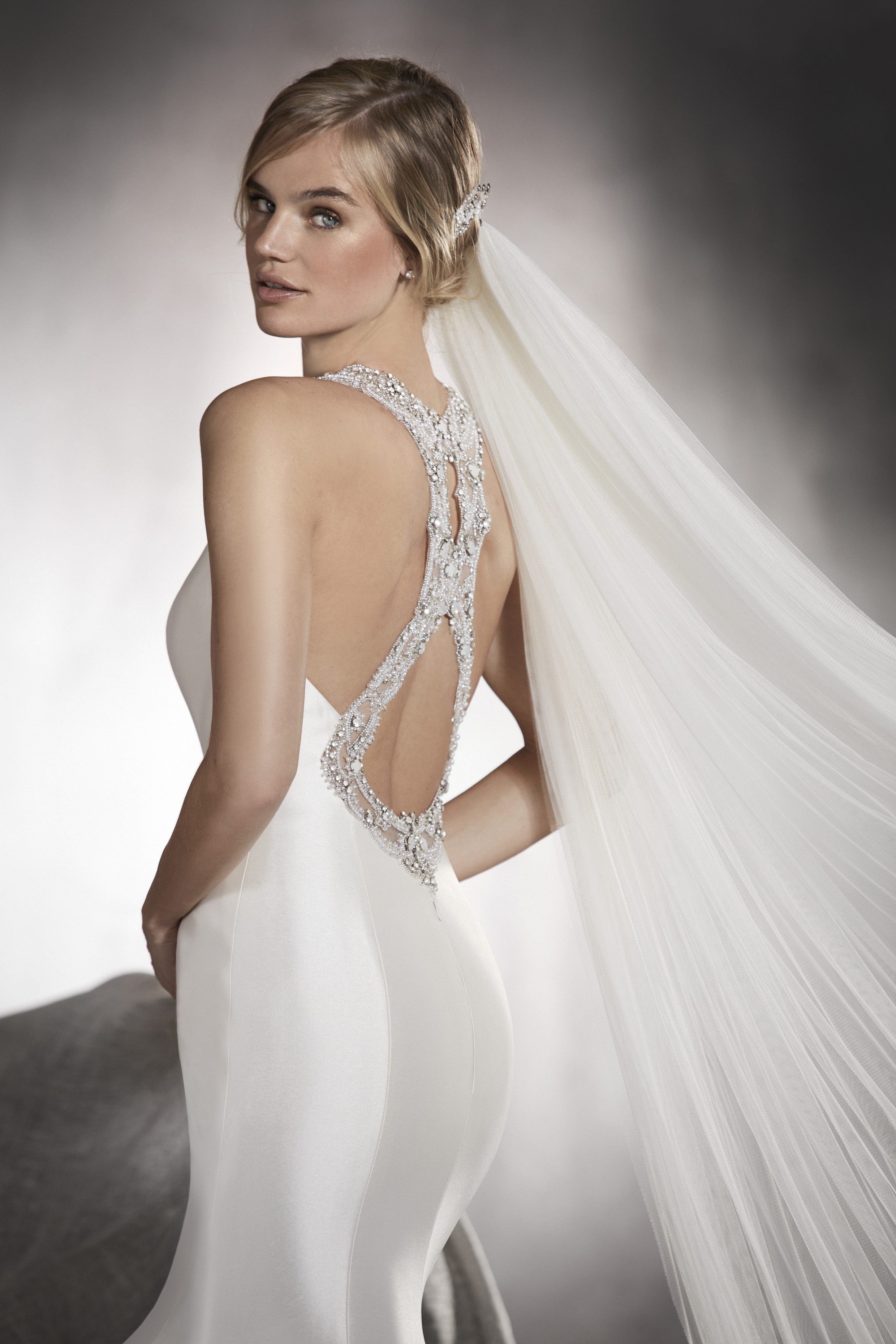 Credits: Pronovias