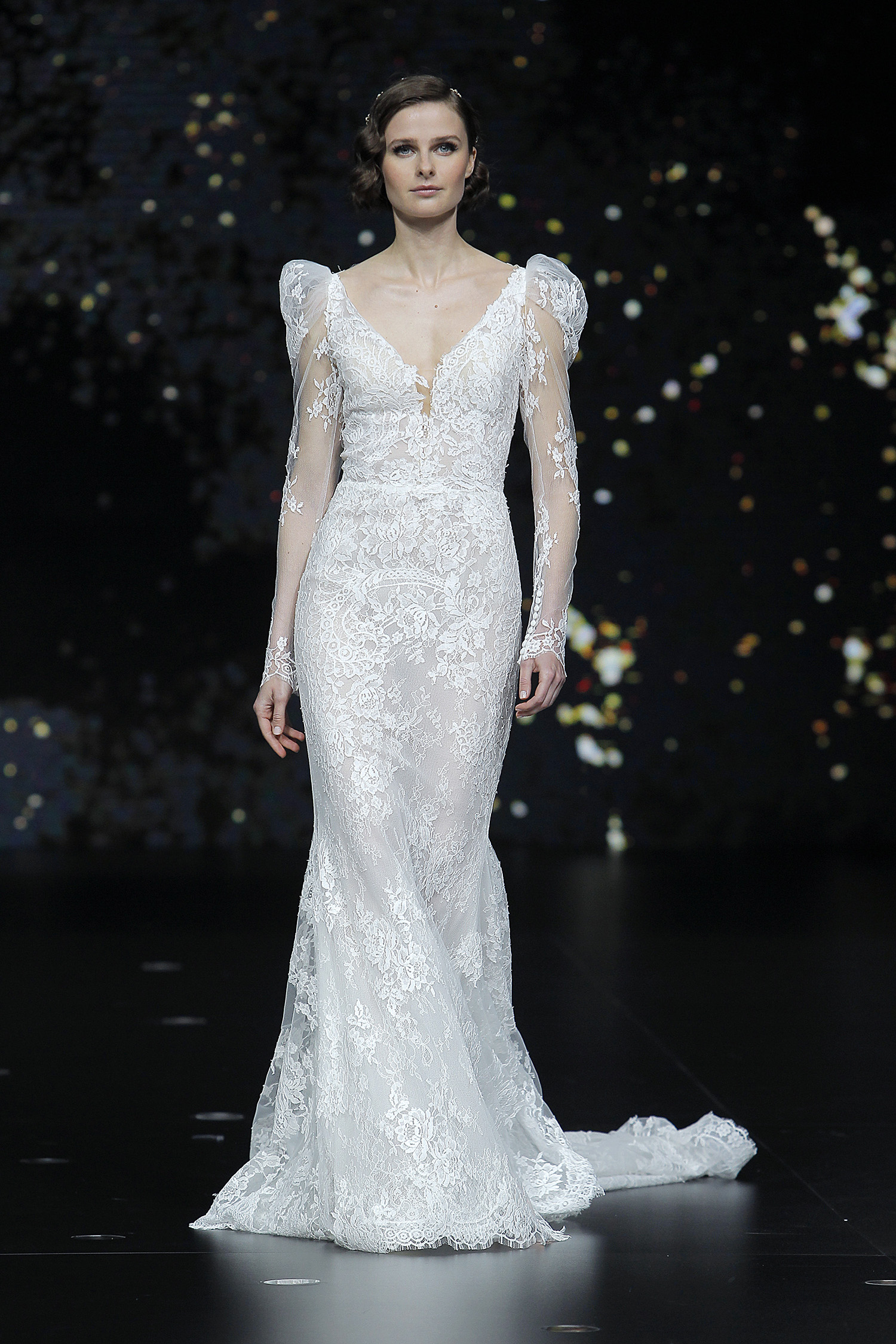 Pronovias. Credits: Barcelona Bridal Fashion Week