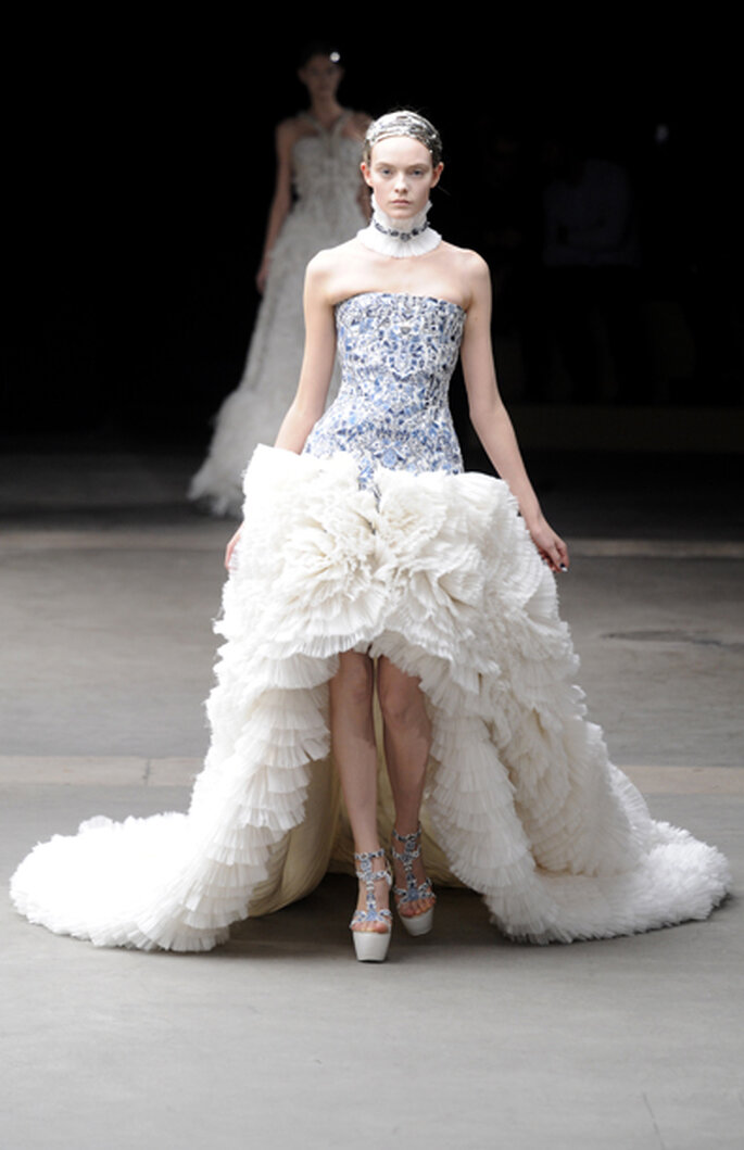 Alexander McQueen 2011 - estilista Sarah Burton