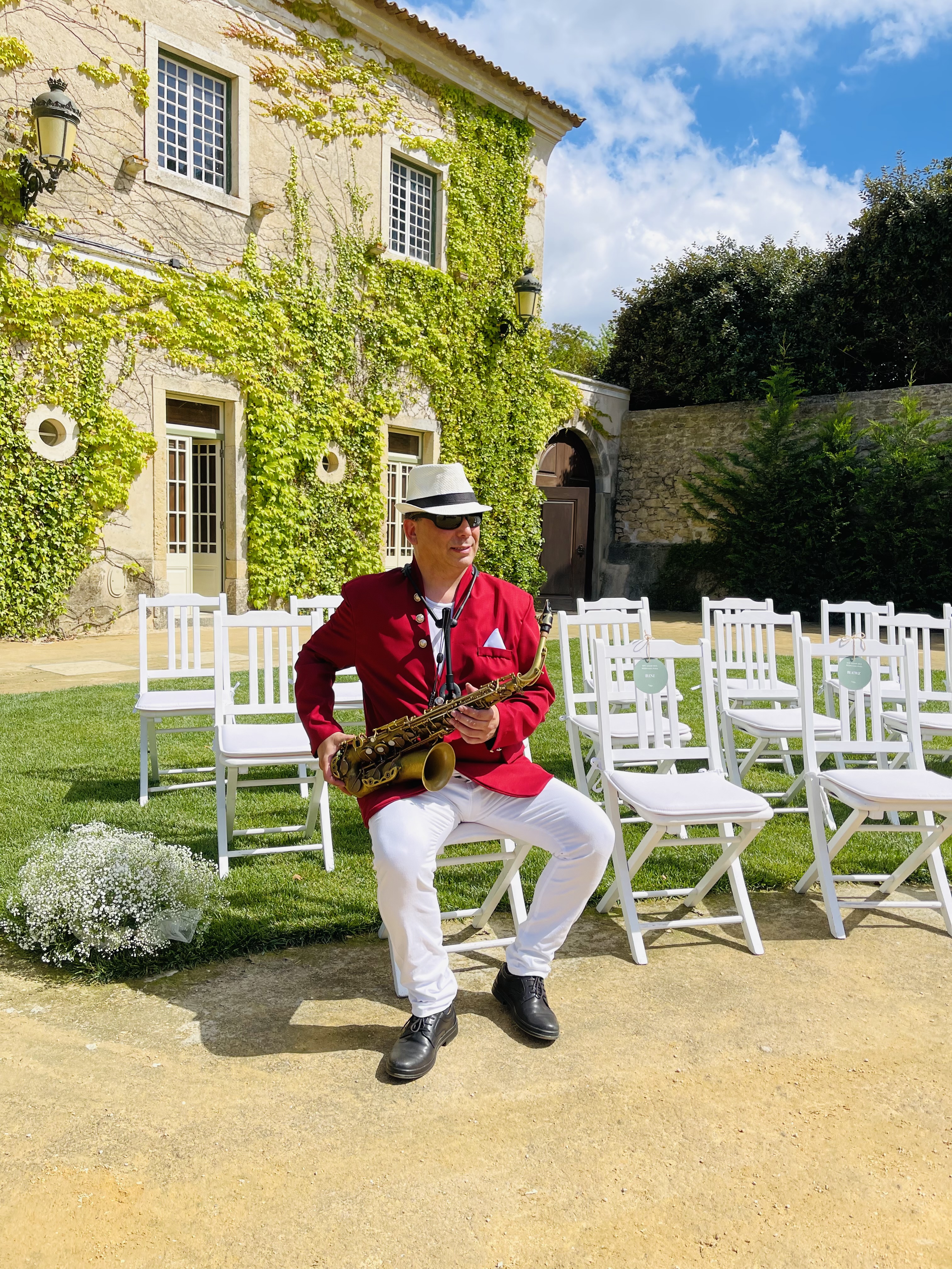 Music by Dj & Saxlive by Luís Figueiredo