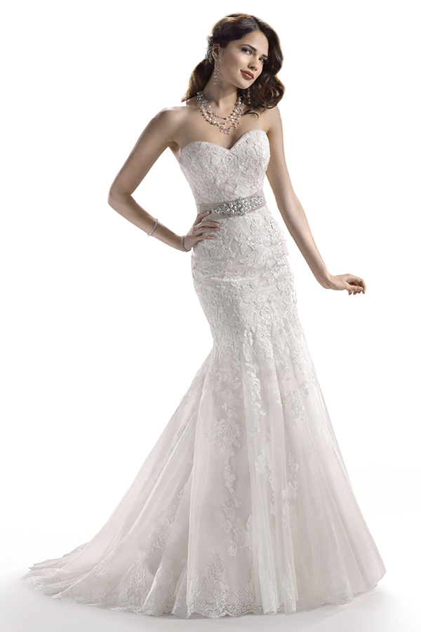 <a href="http://www.maggiesottero.com/dress.aspx?style=3MN731&amp;page=0&amp;pageSize=36&amp;keywordText=&amp;keywordType=All" target="_blank">Maggie Sottero</a>