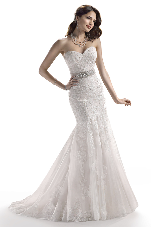 <a href="http://www.maggiesottero.com/dress.aspx?style=3MN731&page=0&pageSize=36&keywordText=&keywordType=All" target="_blank">Maggie Sottero</a>