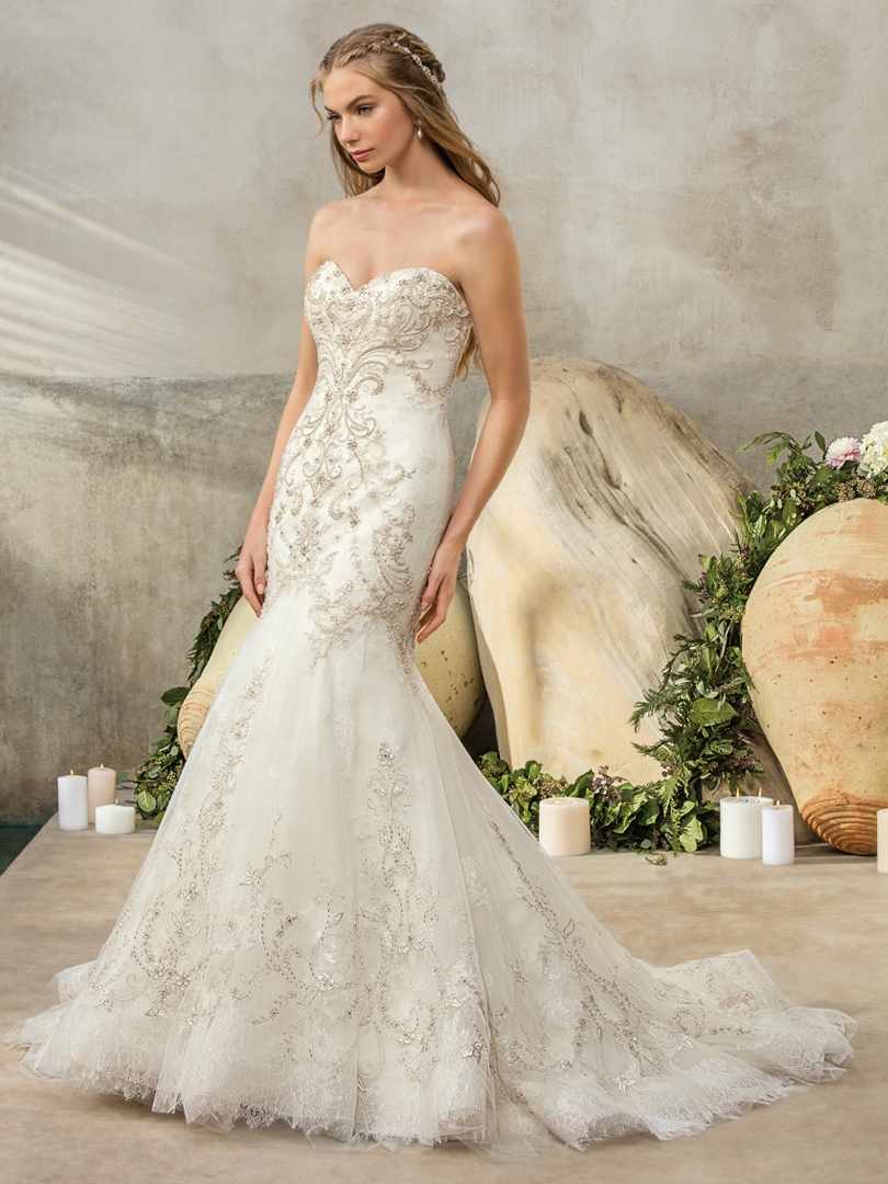 Style 2304 Cambria. Credits: Casablanca Bridal