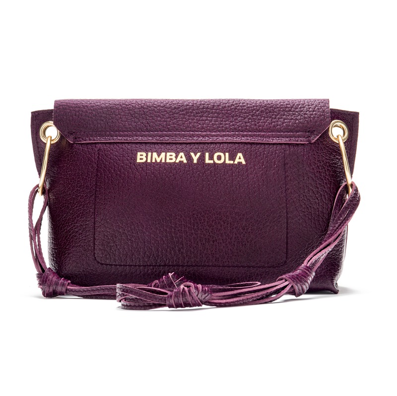 Bolso beringela de Bimba y Lola (225 euros)