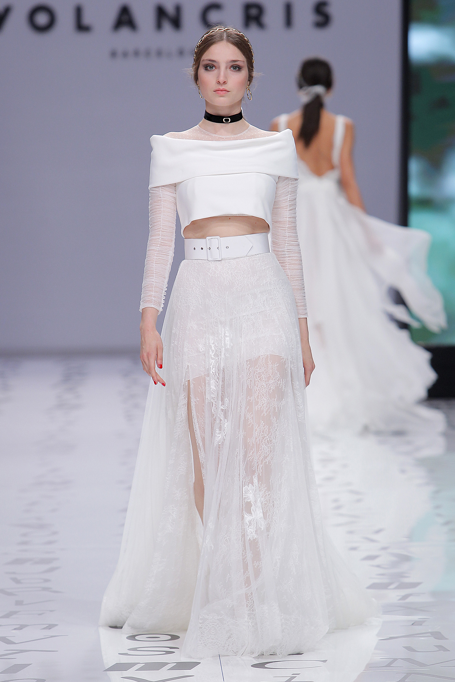 YolanCris. Credits: Valmont Barcelona Bridal Fashion Week