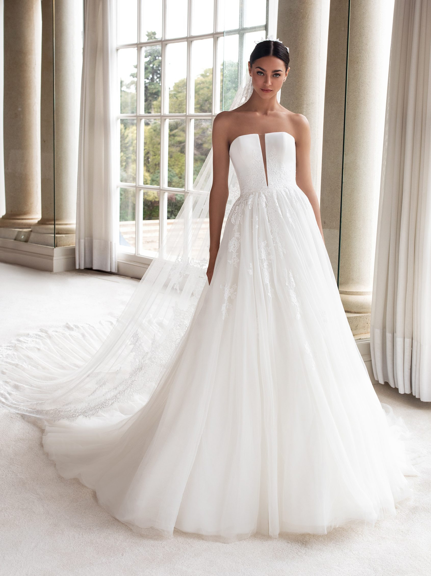 Créditos: Cyllene, Pronovias 2020