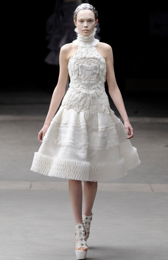 Alexander McQueen 2011 - estilista Sarah Burton