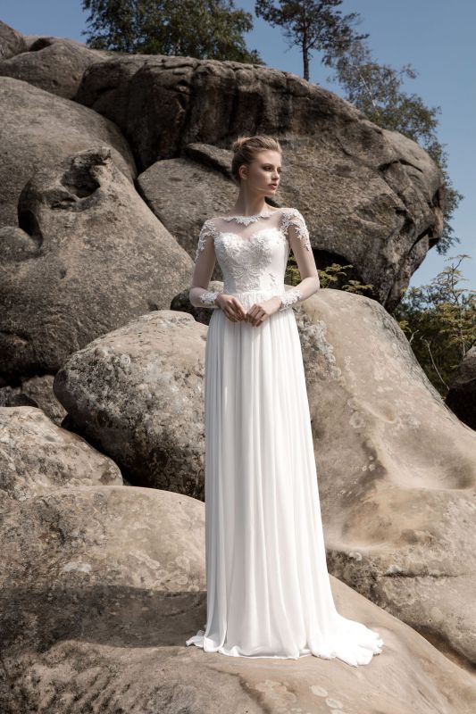 <a href="http://zankyou.9nl.de/7p1y" target="_blank"> Maxima Bridal </a>