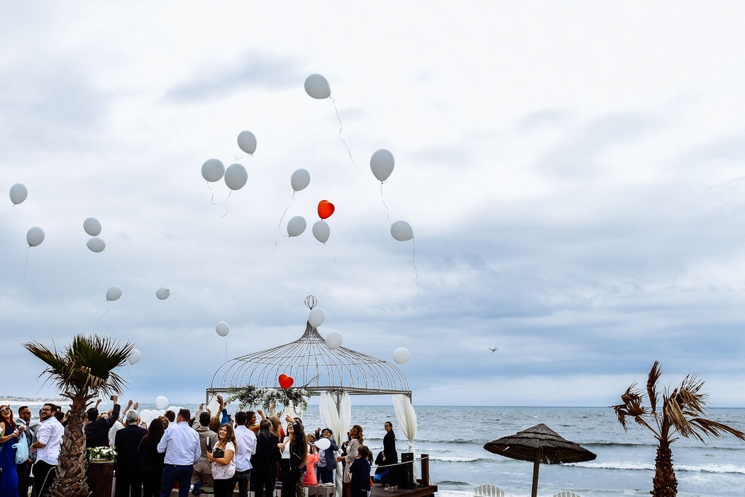 Set Lounge Beach Weddings