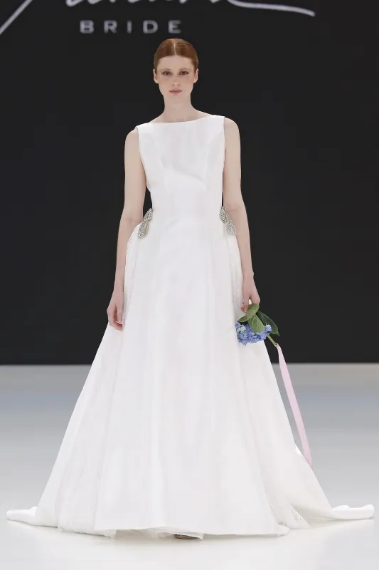 Badgley Mischka 2026 bridal | Photo- Courtesy of Barcelona Bridal Fashion Week