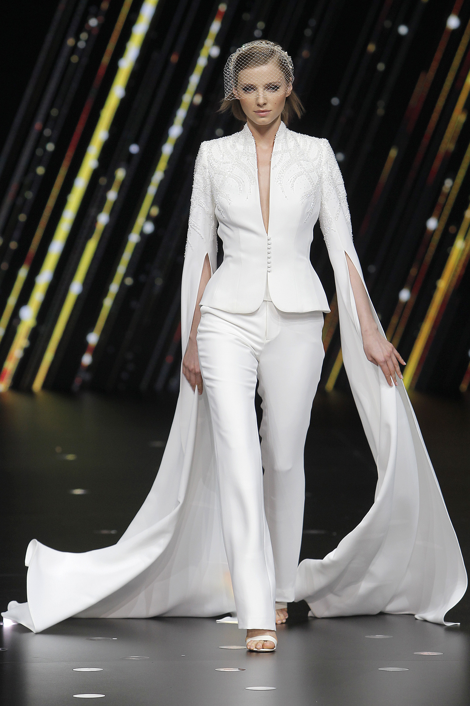 Pronovias. Credits: Barcelona Bridal Fashion Week