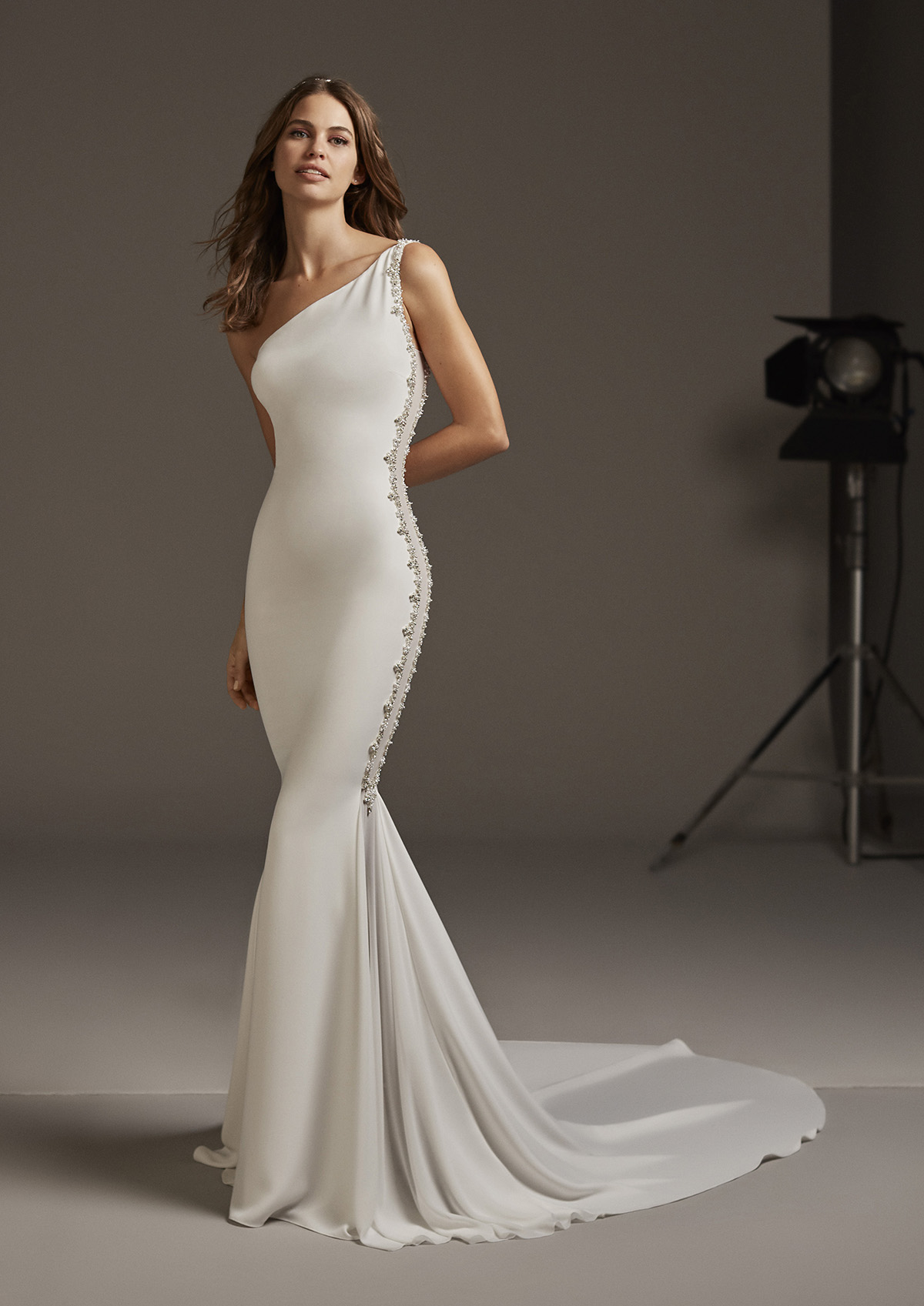 Amaltea, Cruise Collection Pronovias 2020