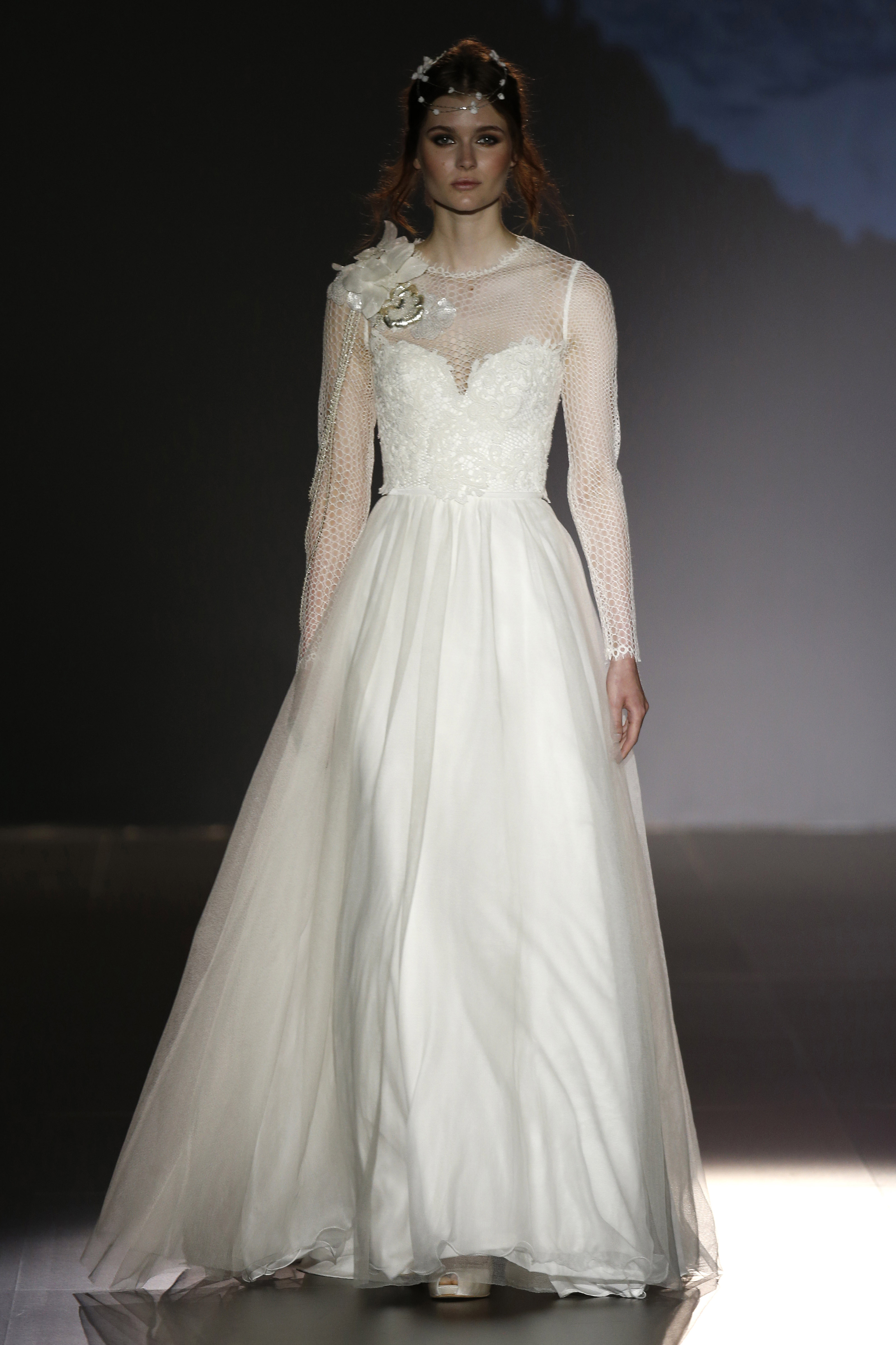 Credits: Barcelona Bridal Week 2015