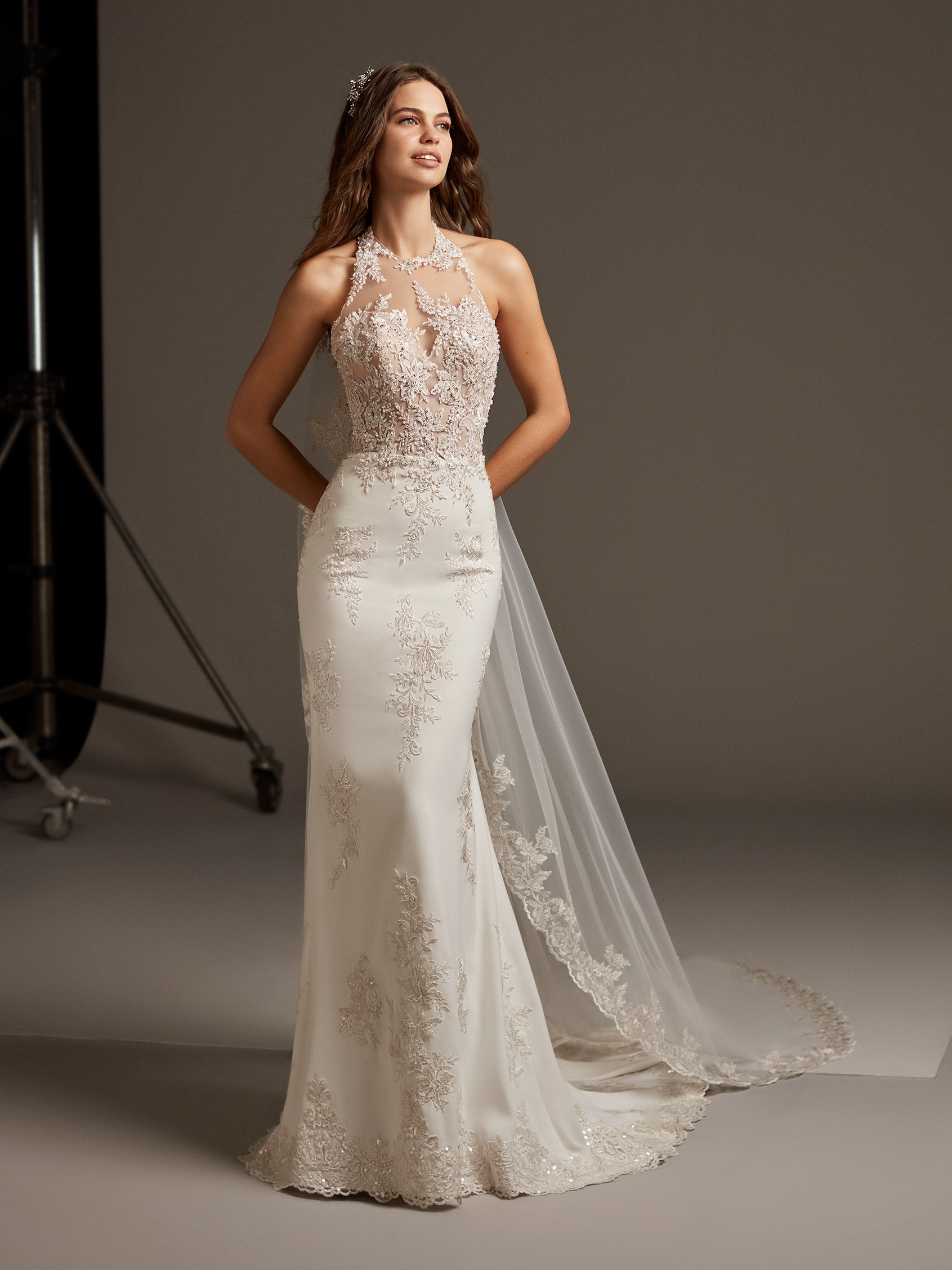 Créditos: Capricorn, Pronovias