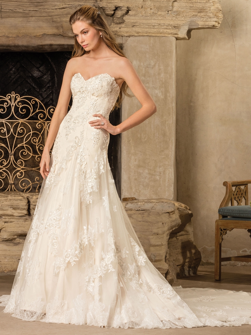 Style 2291 Everly. Credits: Casablanca Bridal