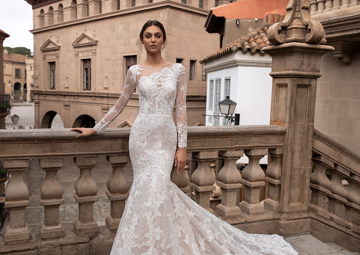 Thyone, Pronovias 2020