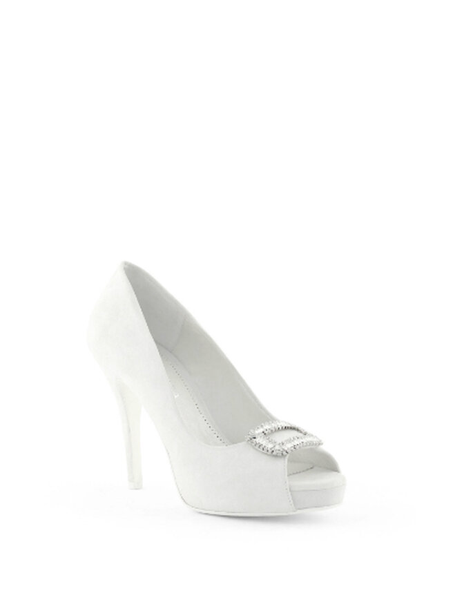 Escolhemos os nossos sapatos de noiva preferidos preferidas da colecção Rosa Clará 2013.
<a href="http://zankyou.9nl.de/k3g6">Descubra a nova colecção 2015 de Rosa Clará</a>