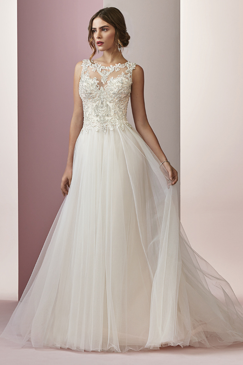<a href="https://www.maggiesottero.com/rebecca-ingram/amanda/11574" target="_blank">Rebecca Ingram</a>