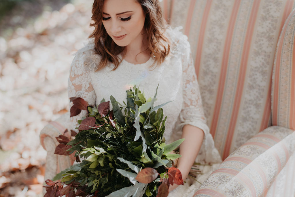 Planeamento, Decoração, arte floral e Catering: Humor ao Lume | Fotografia: Meraki Studio | Vestido: Paula Rola | Maquilhagem e cabelos - Blushtalk