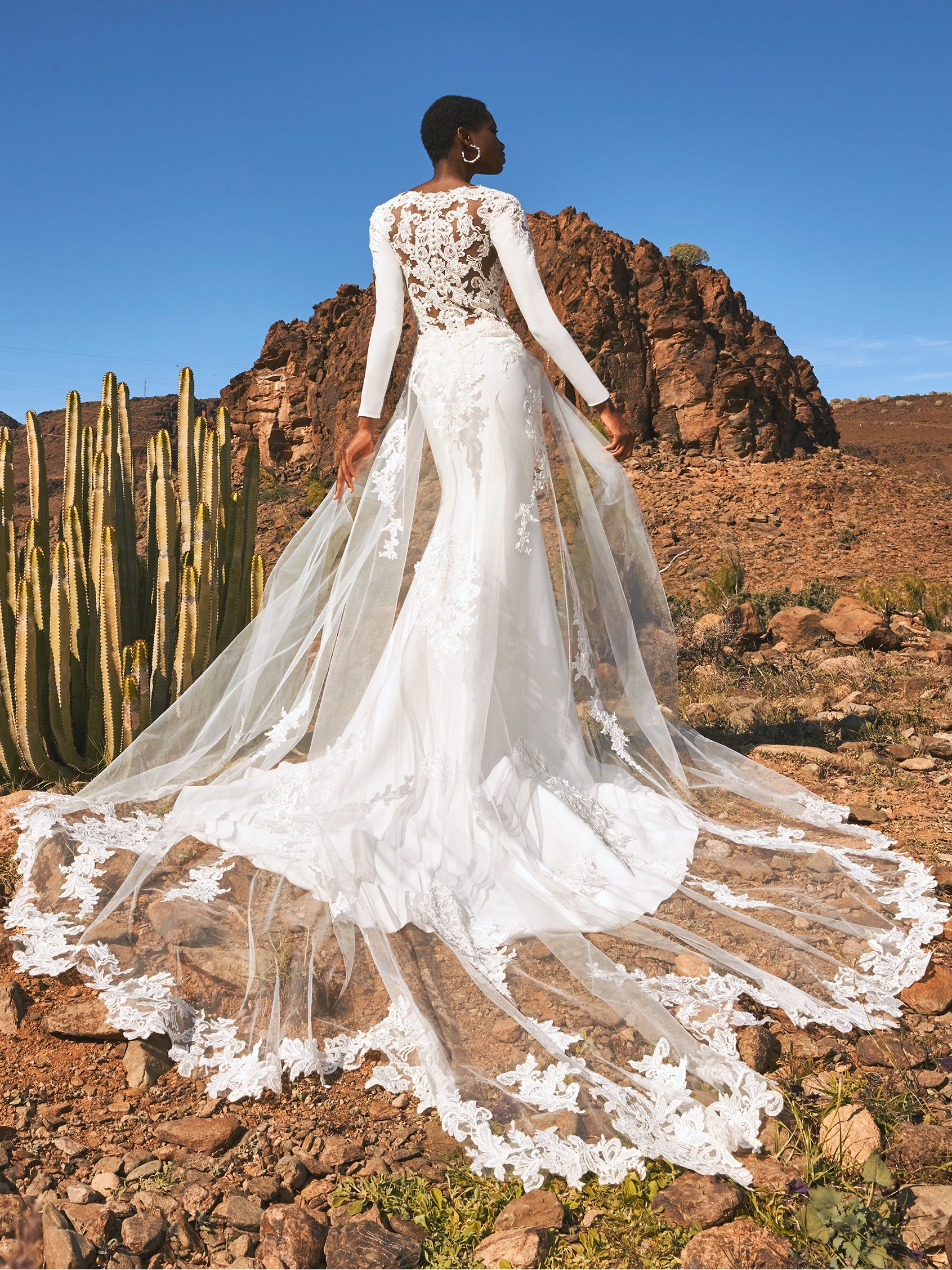 Pronovias (59)