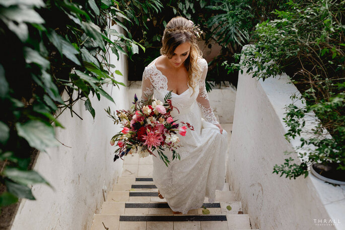 vestido de noiva com boquet 