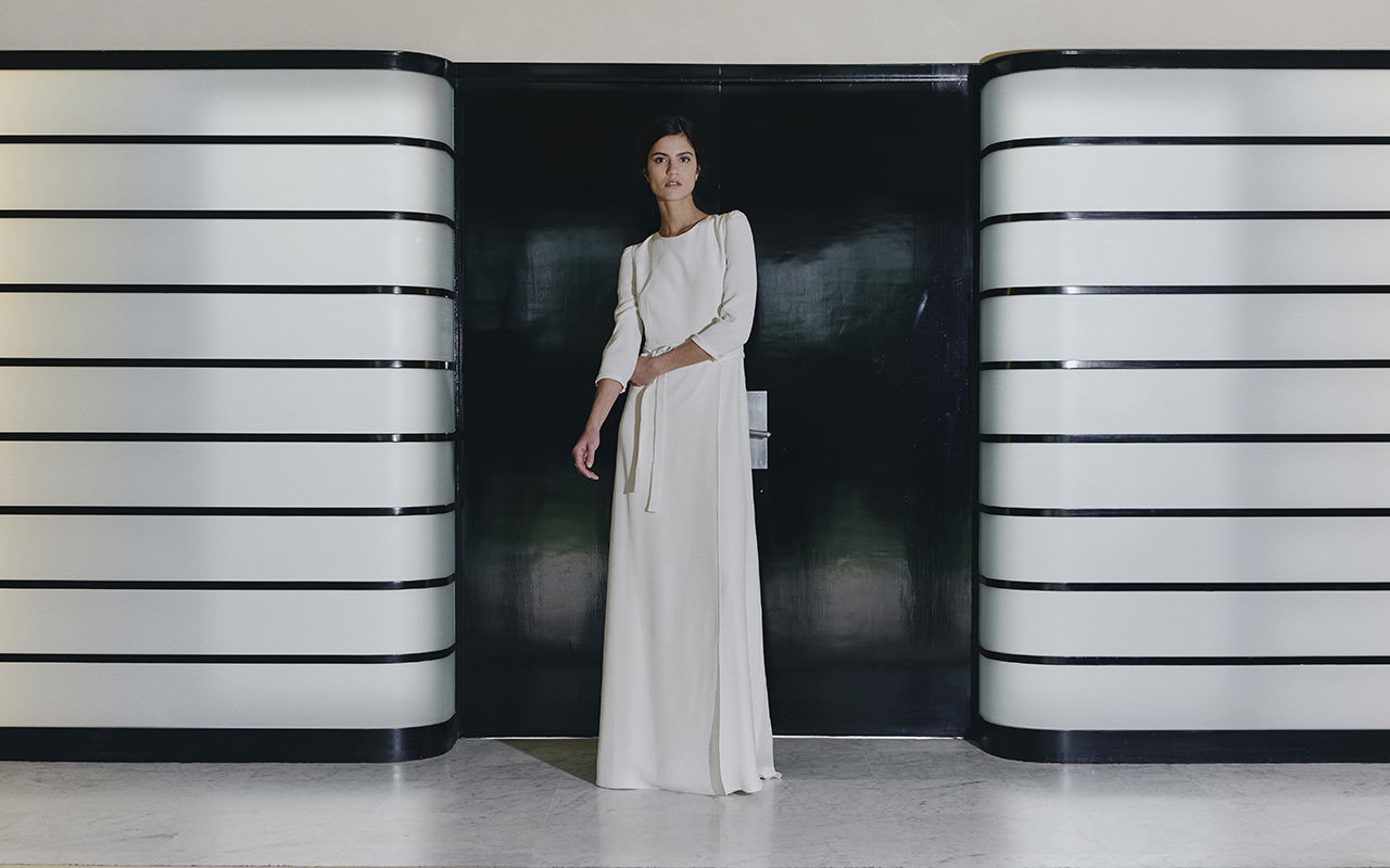 Robe Bogart & ceinture Jack. Créditos: Laure de Sagazan