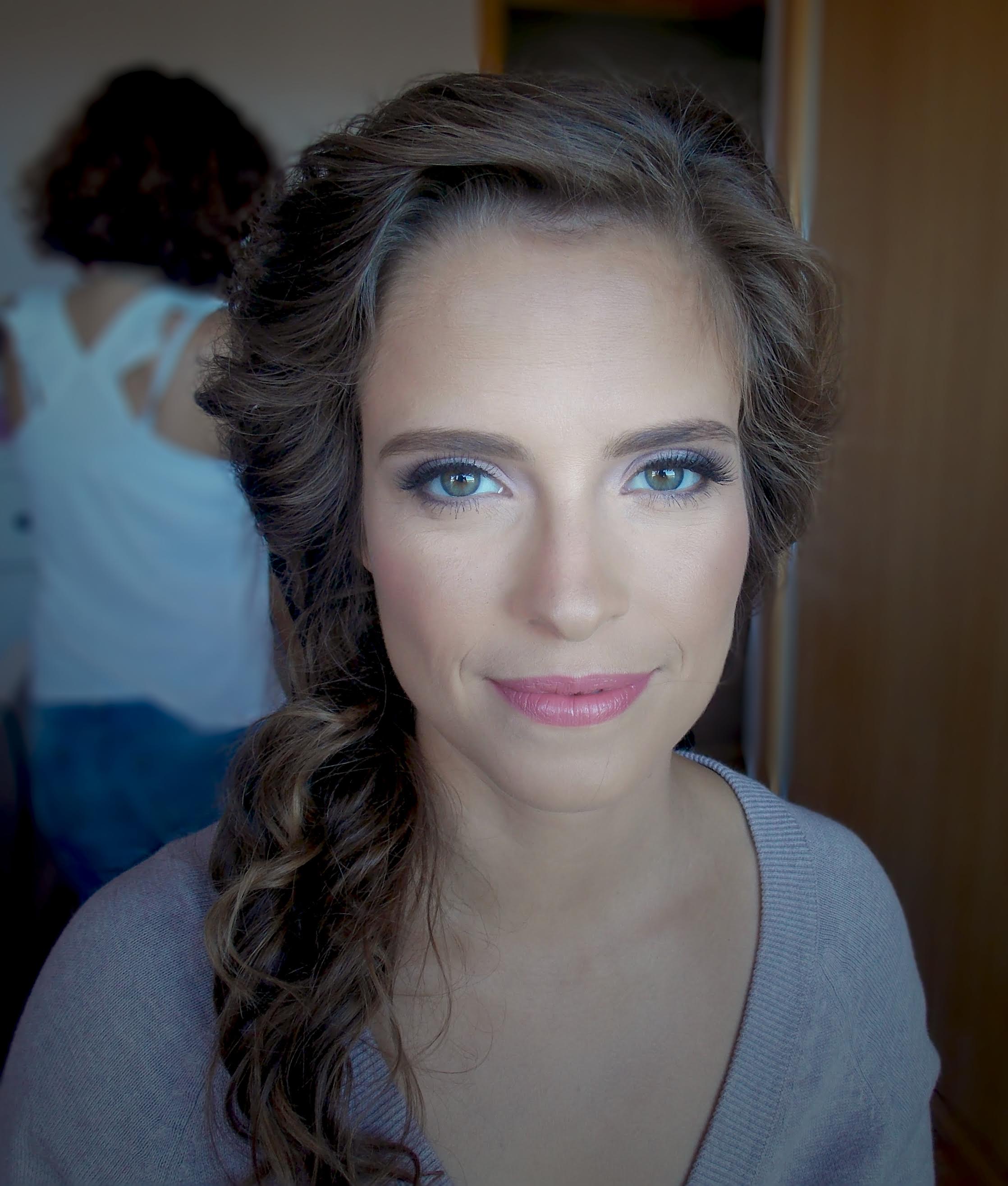 Alexandra Castro Makeup Artist