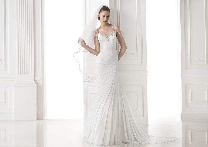 <a href="http://zankyou.9nl.de/nfw4">Peça a sua marcação para provar a nova colecção da Pronovias 2015.</a>