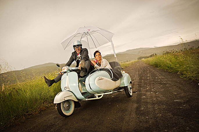 ¿Te atreves a escoger un marco original para tus fotos de boda? Foto: El Marco Rojo