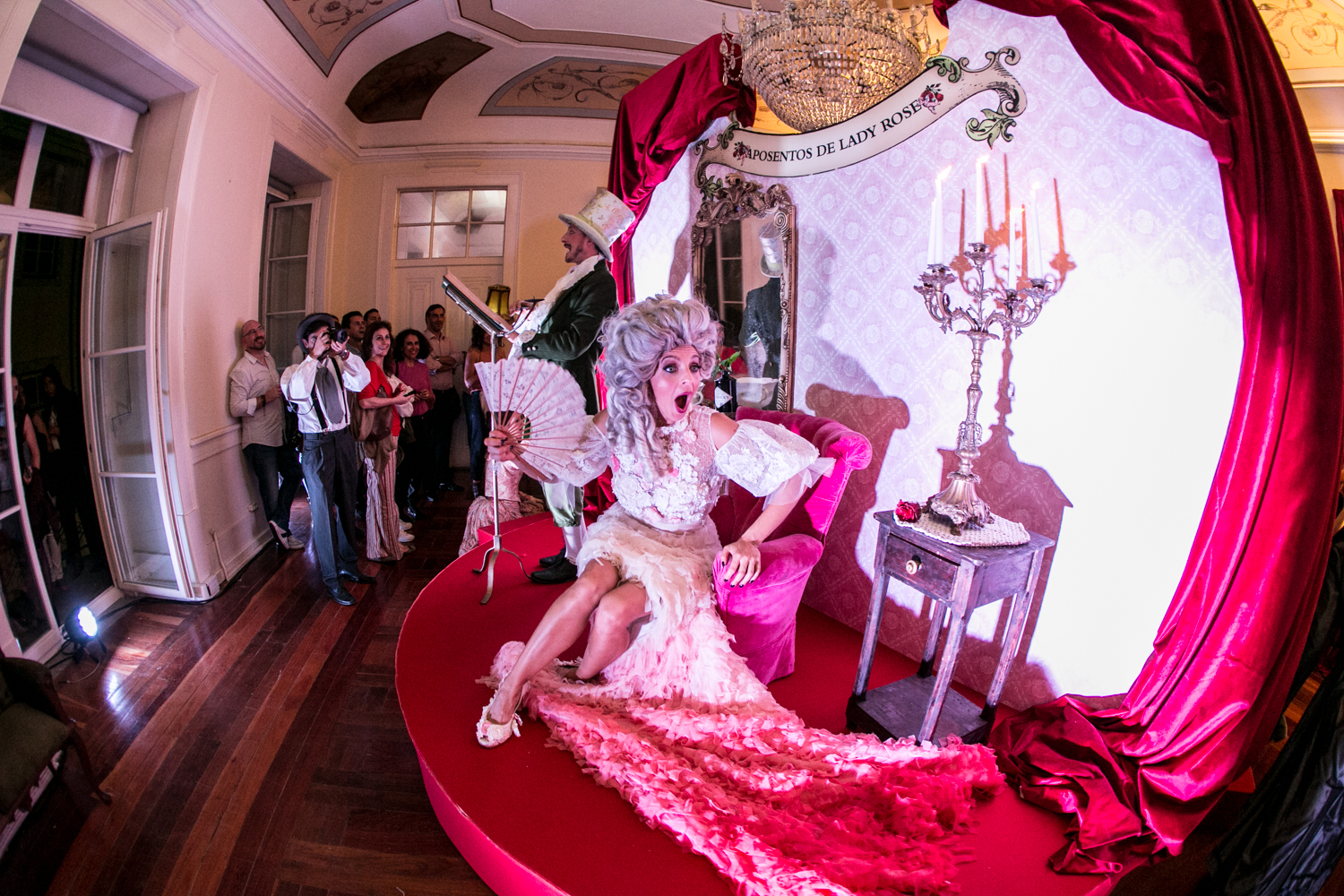 Hendrick’s Unusual Wedding de Lady Rose & Sir Pepino